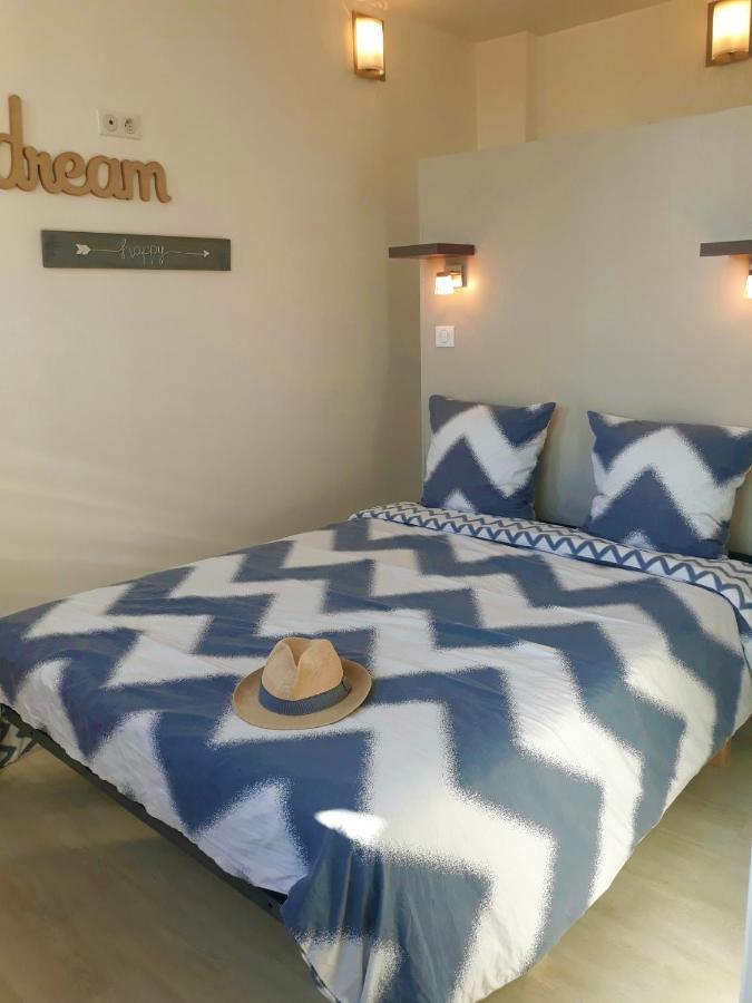 Les Belles Terrasses Dieppe ,3 Appartements , Le Vegetal De 1 A 8 Personnes , Le Tropical De 1 A 6 Personnes , Le Floral Avec Terrasse De 1 A 3 Personnes , Quartier Calme Au Stationnement Gratuit A Cote De L'Avenue Verte 외부 사진
